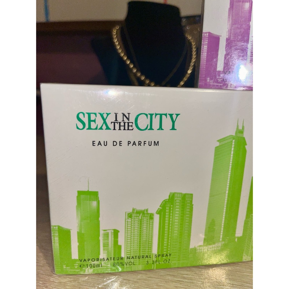 *Sealed Box: Limited Edition Sex & City Perfume Bundle - Picture 2 of 6